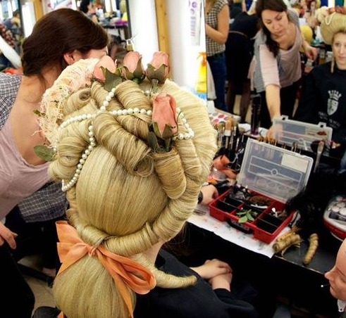 德國雙元制化妝師申請條件/工作內容/···